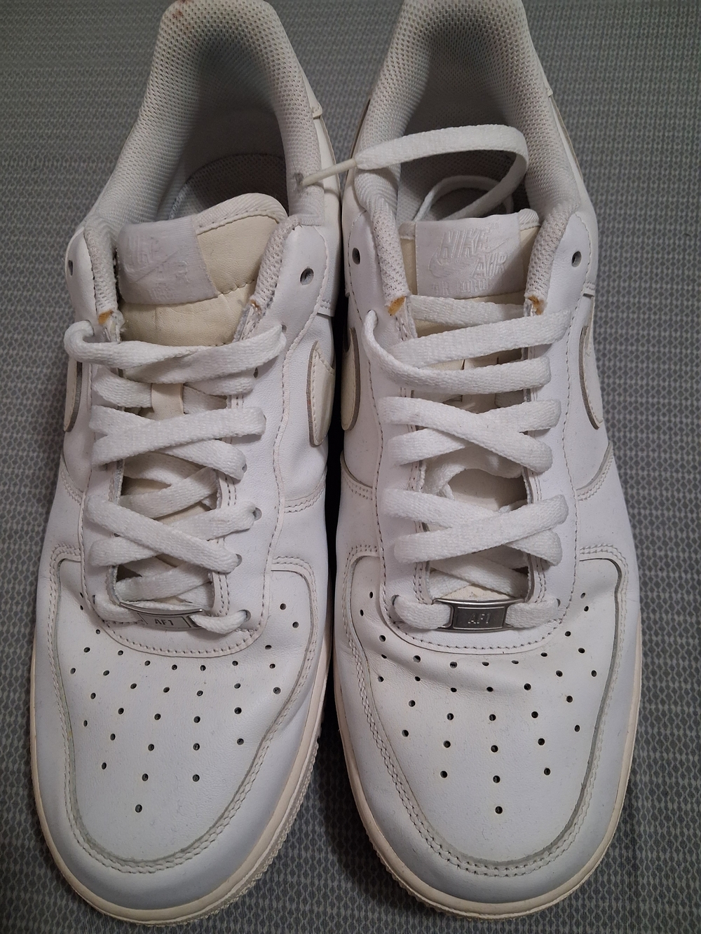 NIKE AIR FORCE ONE